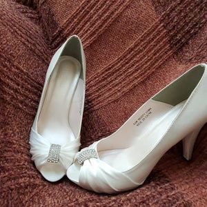 Off white rhinestone satan bridal shoes